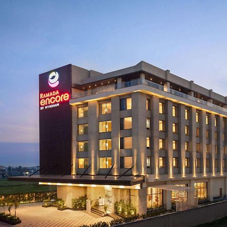 Ramada Encore By Wyndham Amritsar Airport Exterior foto